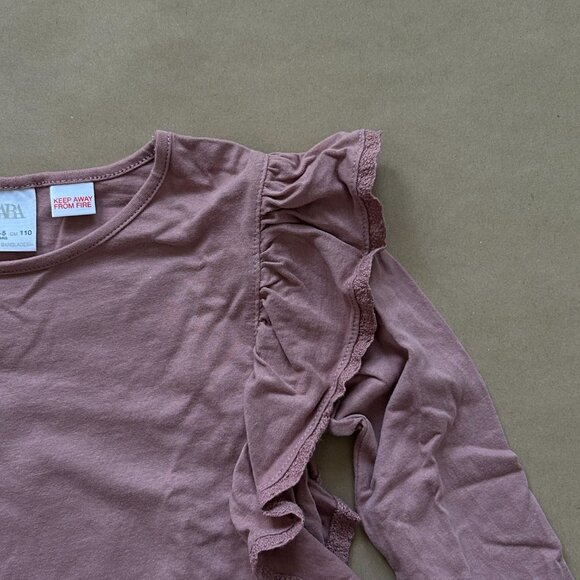 NWOT Zara Long-Sleeved Ruffle T-Shirt | 4-5Y - Picture 3 of 6